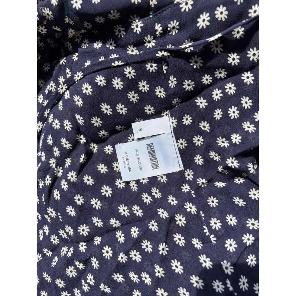 Reformation Carina Wrap Dress Women Small Navy Blue Daisy Floral Midi Cap Sleeve - Picture 6 of 6